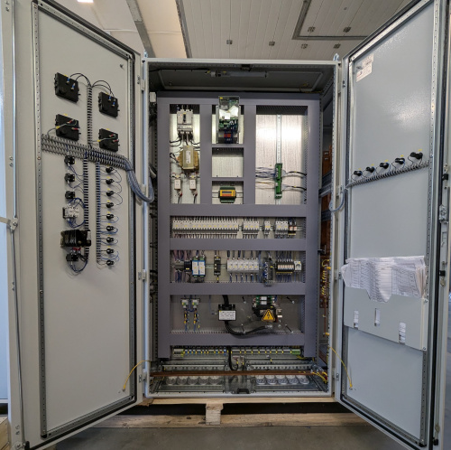 Шкаф возбуждения синхронного двигателя 4