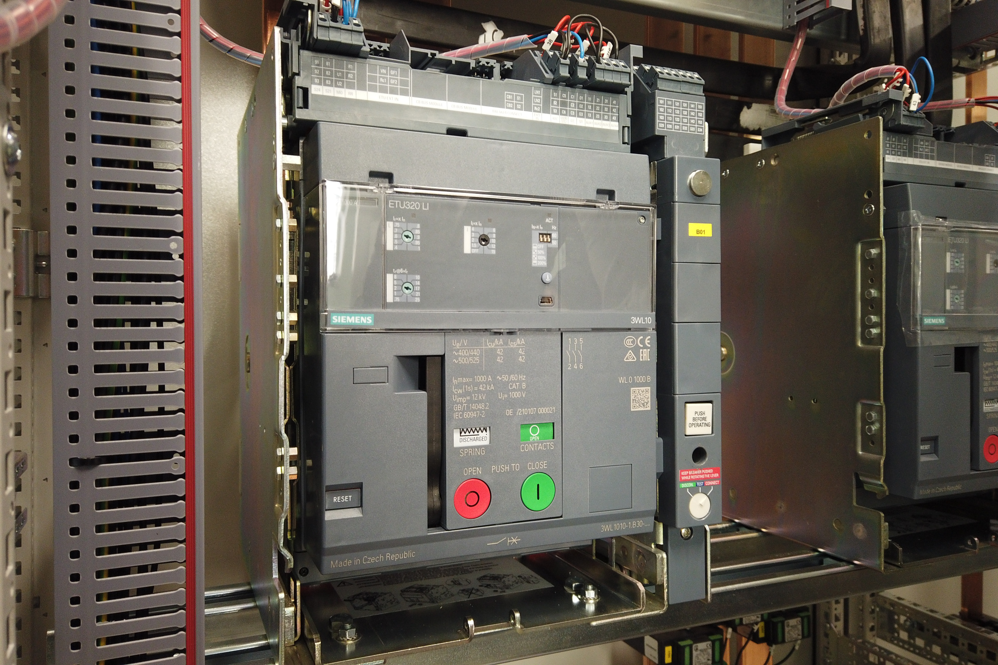 Автоматический ввод резерва (АВР) 4