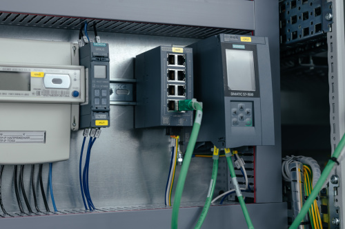 Центральный процессор S7-1500 управляющий станком